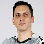 R. Fernández