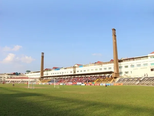 Army Stadium Stadion