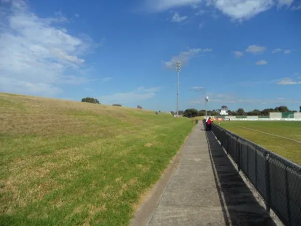 Green Gully Reserve Stadion