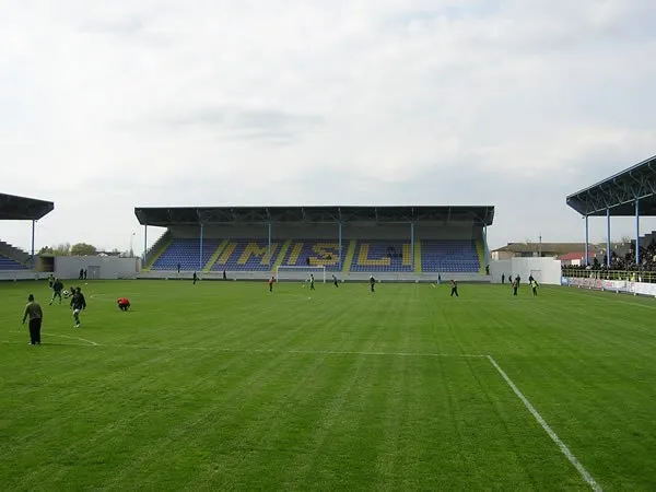 Heyd?r ?liyev adina s?h?r stadionu Stadion