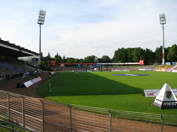 Merck-Stadion am Böllenfalltor Stadion