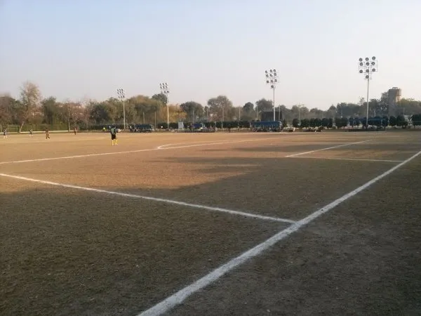 Model Town Football Academy Ground Stadion