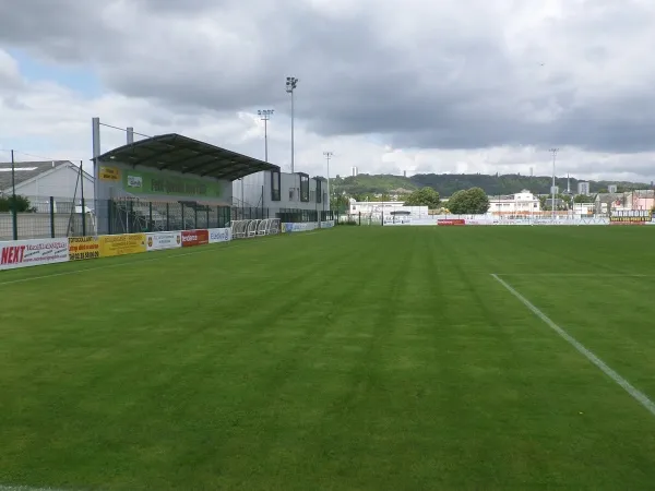 Stade Amable Lozai Stadion