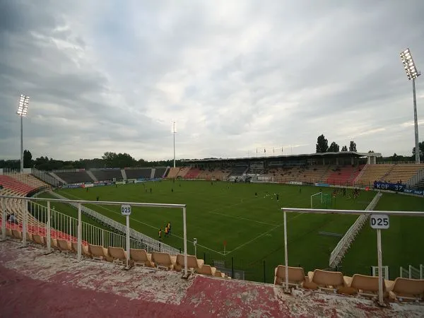 Stade de la Vallée du Cher Stadion