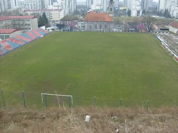 Stadion kraj Bežanijske crkve Stadion