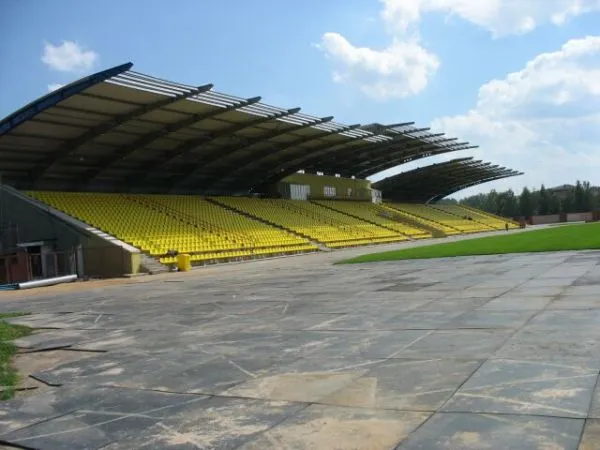 Stadyen Budaŭnik (Stroitel') Stadion