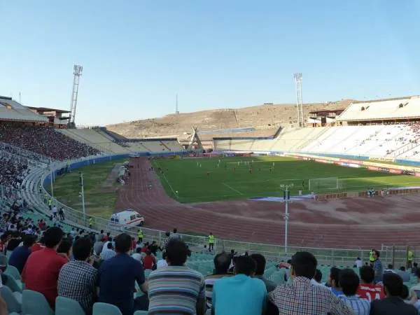 Yadegar-e-Emam Stadium Stadion