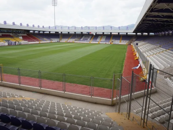 Zafer Stadı Stadion